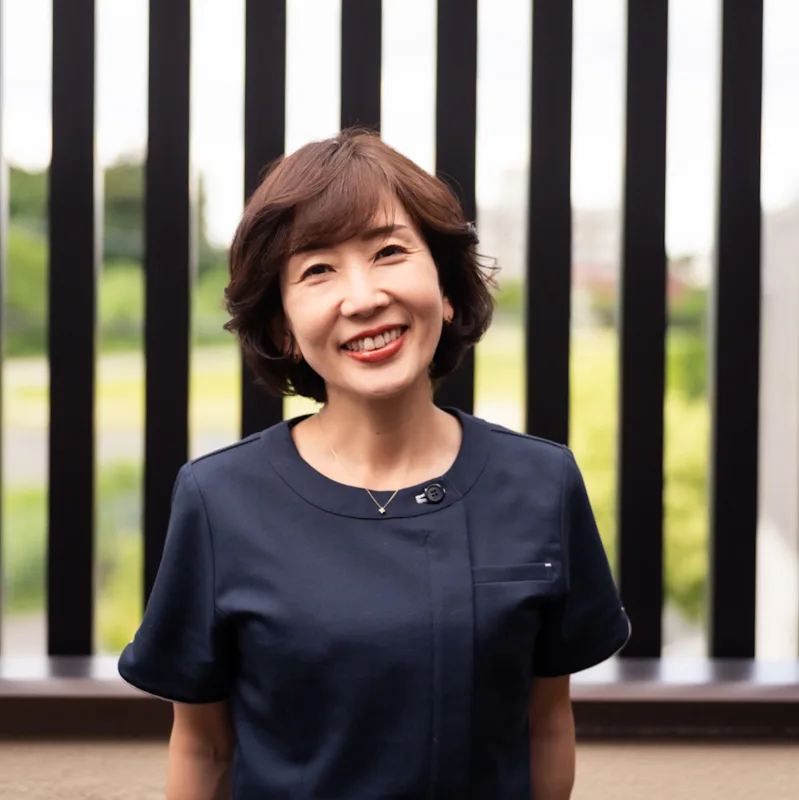 講師