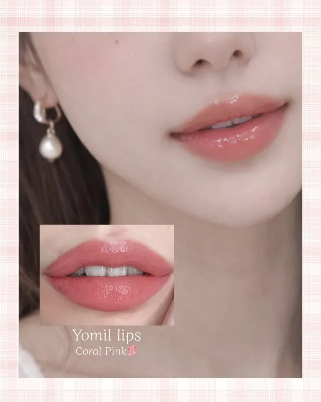 Yomil beauty コーラルピンクのリップアートメイクの仕上がり