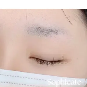 SOPHICATE（ソフィーケイト） 眉アートメイクの施術前