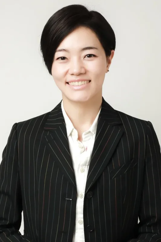 李（Lee）